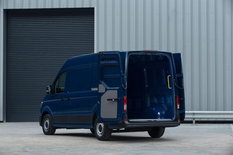  Volkswagen Crafter High Roof Van 2017 года  (UK) (фото 11 из 23)